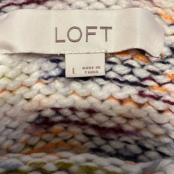 LOFT White V-neck Long Sleeve Sweater With Colorful Detail - Picture 2 of 8